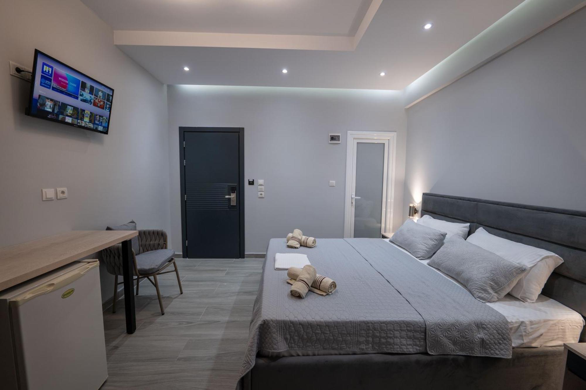 Hotel Porti Sarandë Exteriör bild