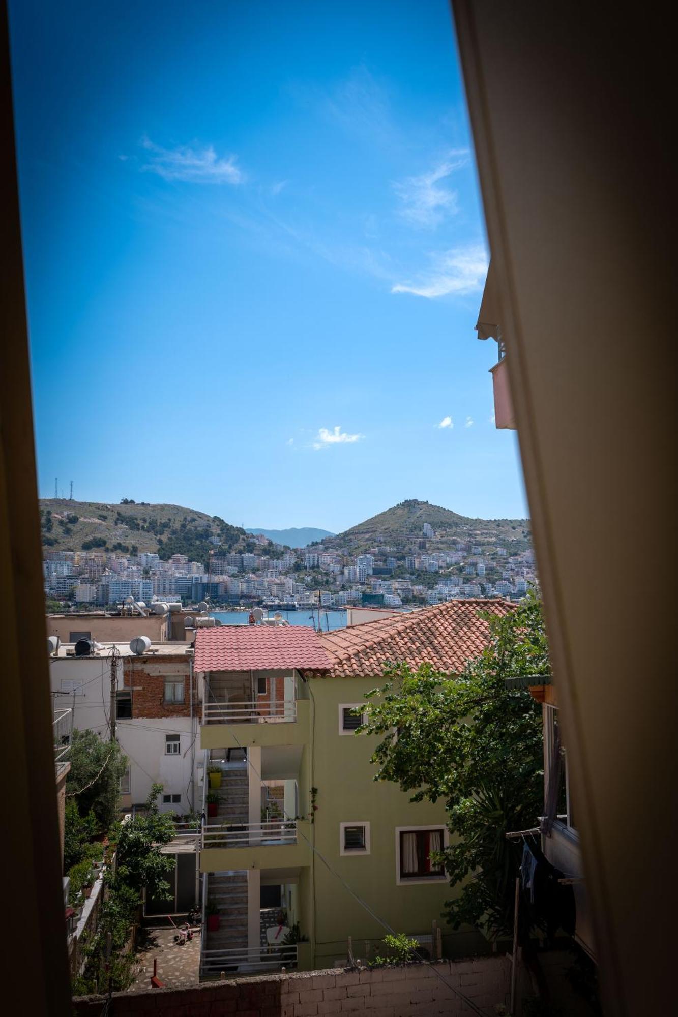 Hotel Porti Sarandë Exteriör bild